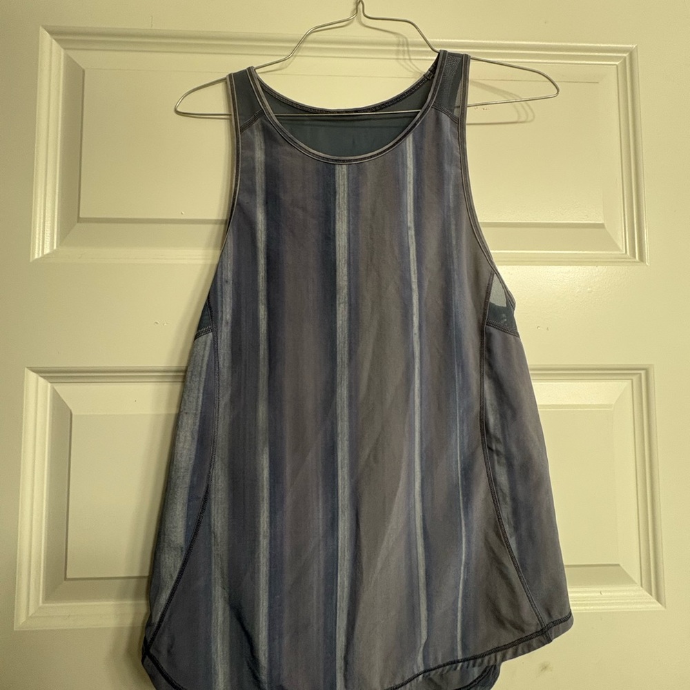 Lululemon Athletica Gray Asymmetrical Relaxed Tank Top